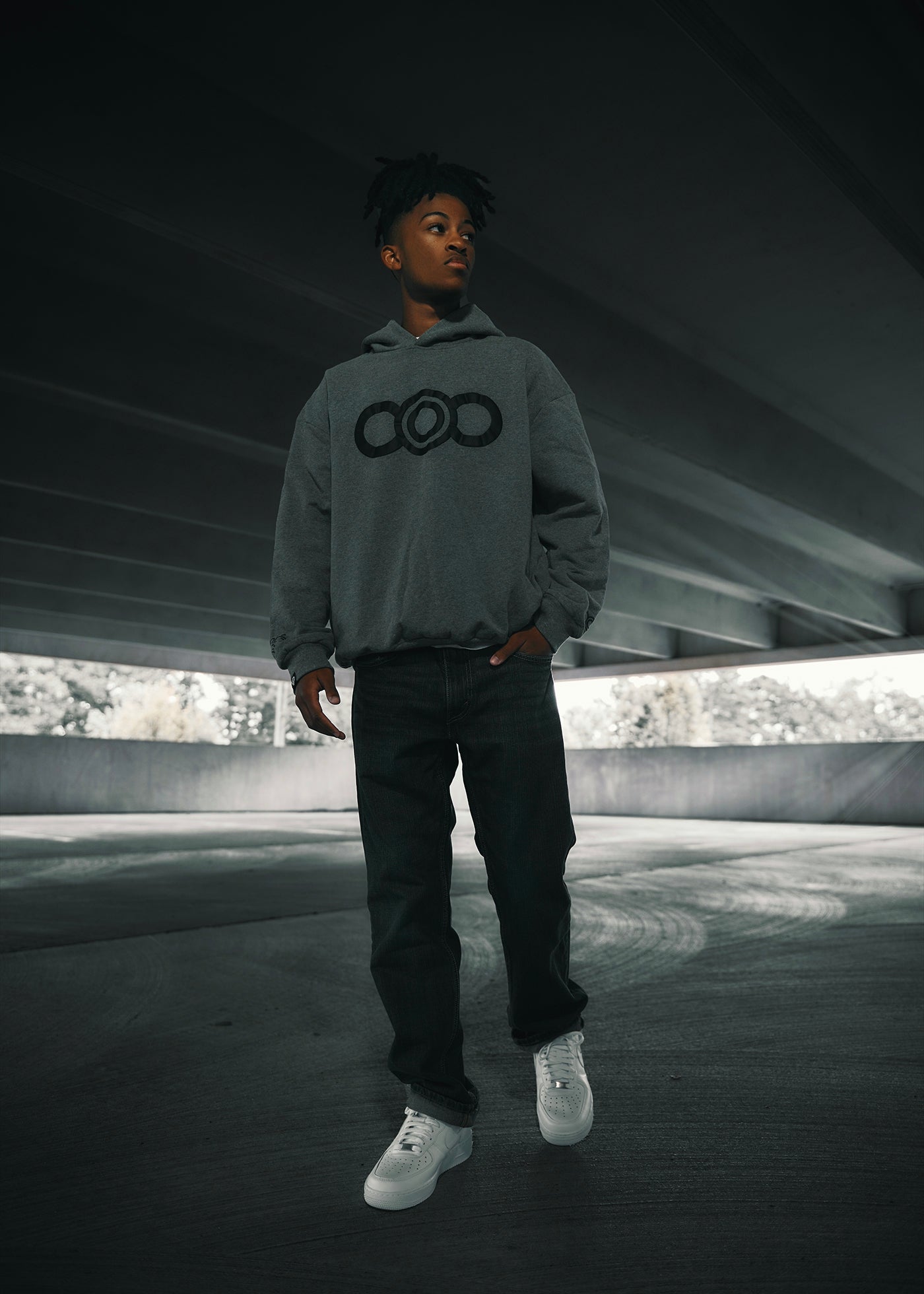 Q_Hoodie_1_web.jpg?v= Q_Hoodie_1_web.jpg?v=
